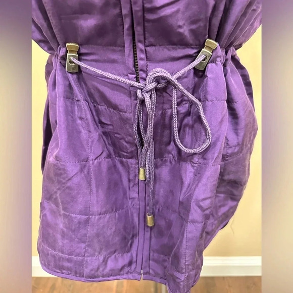 C&B Sport by Croft & Barrow 100% Silk Quilted Vest Purple Zip Front Size Medium - Picture 3 of 7